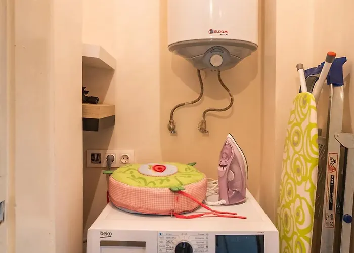 Orange Friendly Near Vitosha Blvd