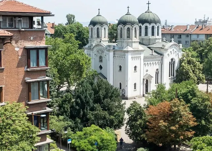 Orange Friendly Near Vitosha Blvd Apartment