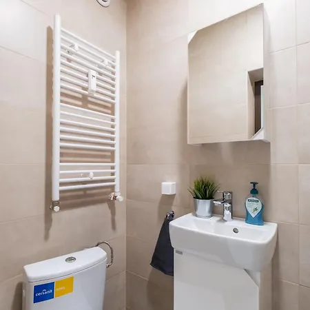 Apartment Orange Friendly Near Vitosha Blvd *