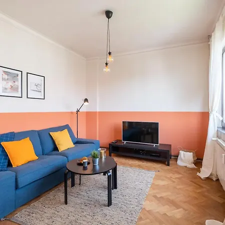 Orange Friendly Near Vitosha Blvd Apartment Sofia