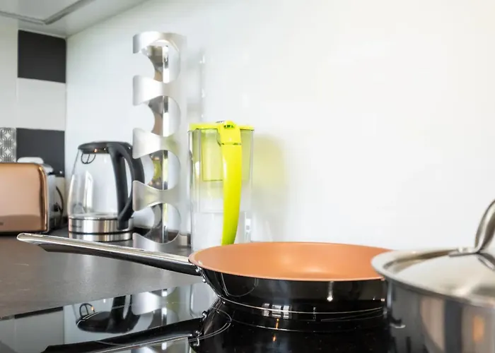 Orange Friendly Near Vitosha Blvd