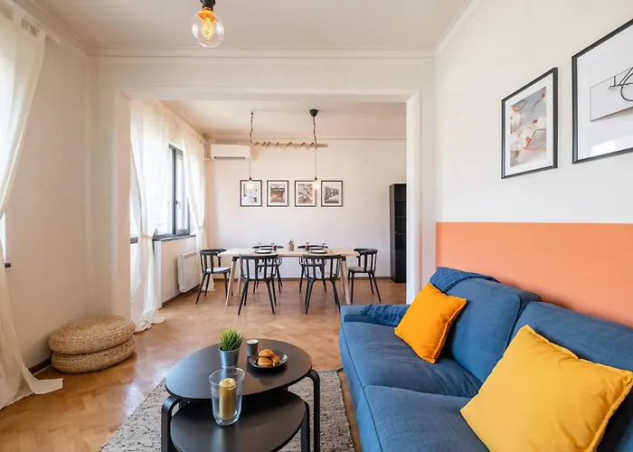 Orange Friendly Near Vitosha Blvd ソフィア