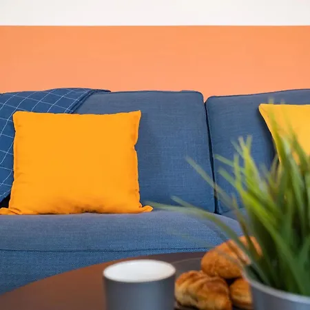 Daire Orange Friendly Near Vitosha Blvd Sofya