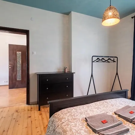 Orange Friendly Near Vitosha Blvd Daire *